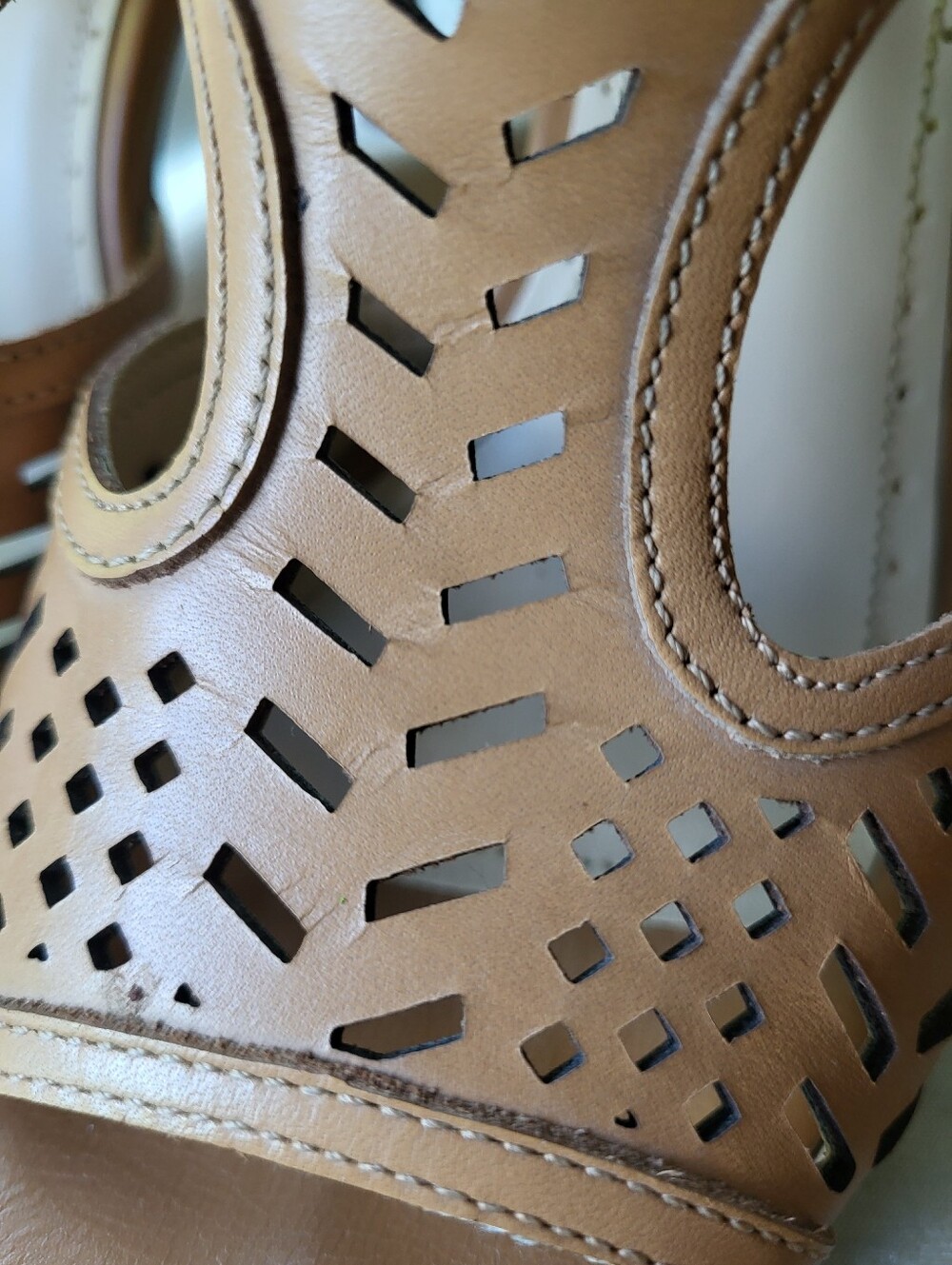 Adrienne Vittadini Tan Leather Cutout Open Toe Slingback Heels 8.5M - Picture 14 of 16